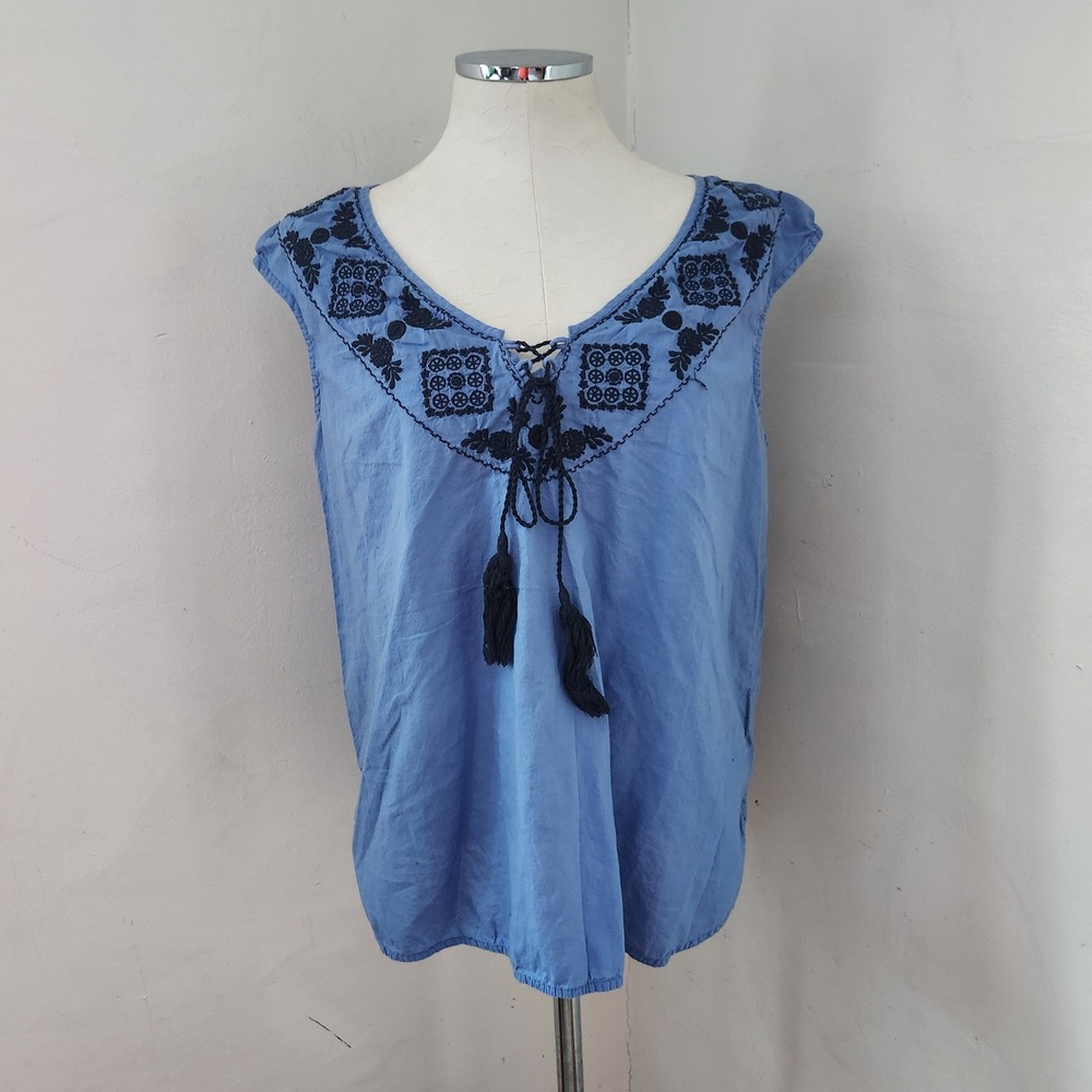 Banana Republic Blue Embroidered Tassel V‎ Neck Sleeveless Top Women's XL